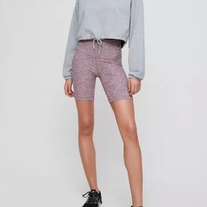 Aritzia The Constant Relay shorts, size XS